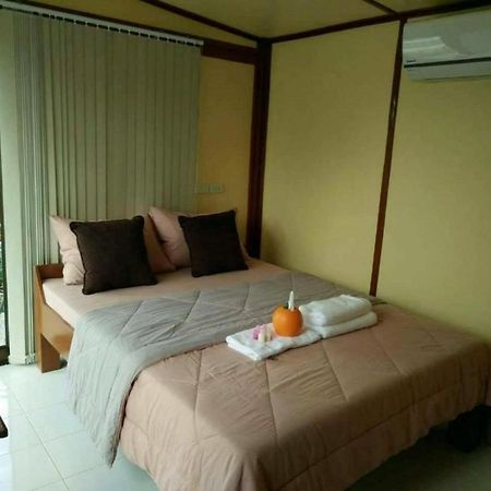 Romyen House Hotel Ban Nong Nam Khan Eksteriør billede