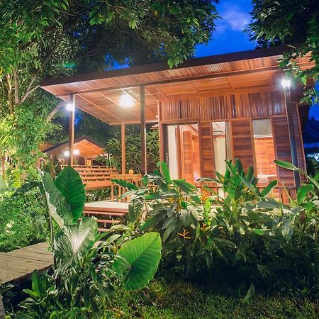 Romyen House Hotel Ban Nong Nam Khan Eksteriør billede