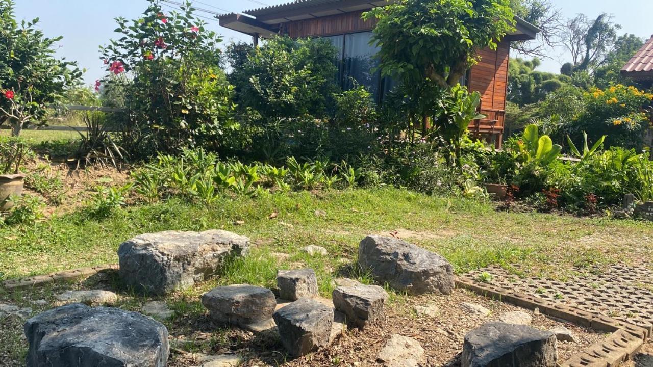 Romyen House Hotel Ban Nong Nam Khan Eksteriør billede
