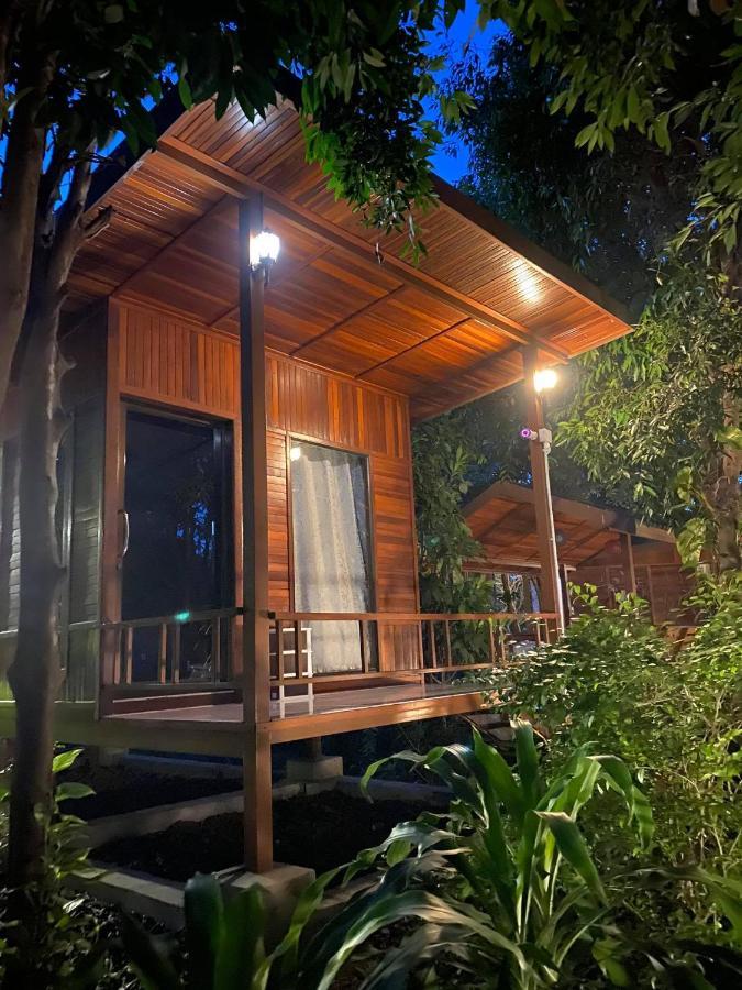 Romyen House Hotel Ban Nong Nam Khan Eksteriør billede