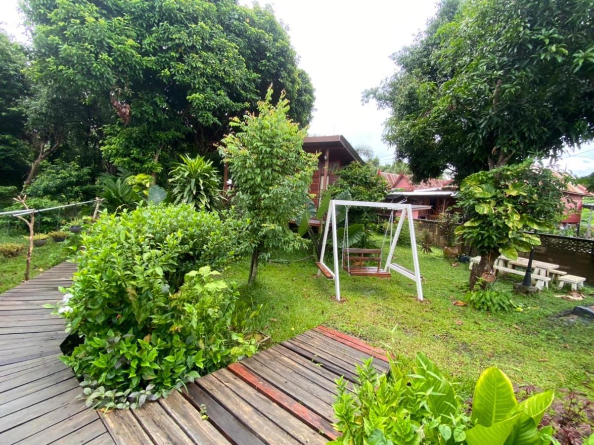 Romyen House Hotel Ban Nong Nam Khan Eksteriør billede