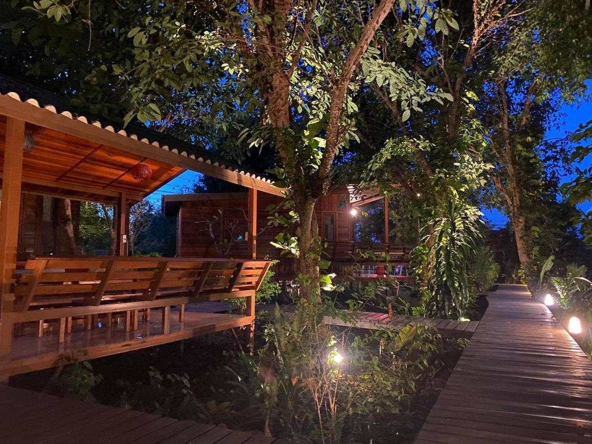 Romyen House Hotel Ban Nong Nam Khan Eksteriør billede