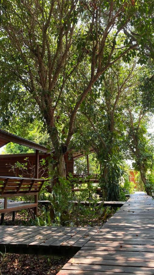 Romyen House Hotel Ban Nong Nam Khan Eksteriør billede