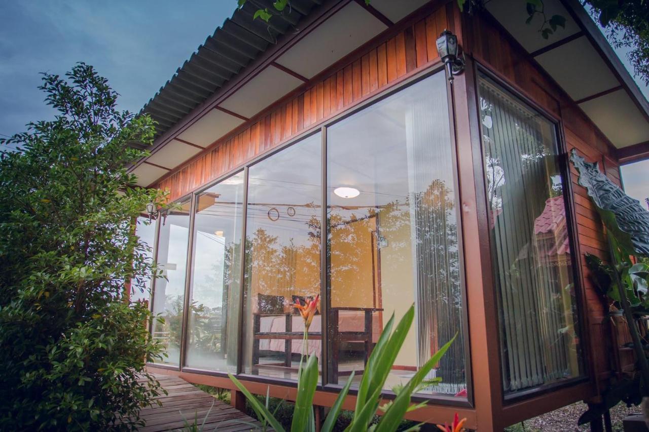 Romyen House Hotel Ban Nong Nam Khan Eksteriør billede