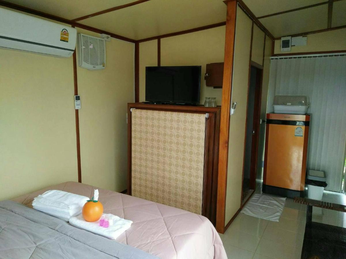 Romyen House Hotel Ban Nong Nam Khan Eksteriør billede