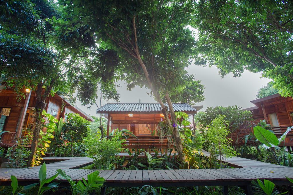 Romyen House Hotel Ban Nong Nam Khan Eksteriør billede