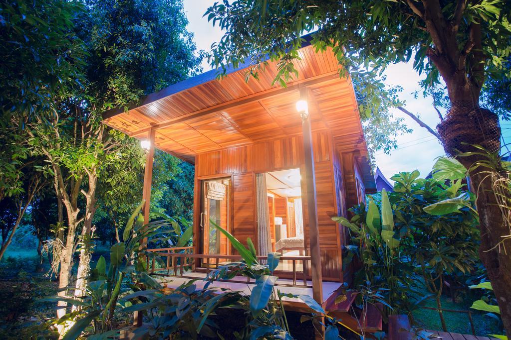 Romyen House Hotel Ban Nong Nam Khan Eksteriør billede